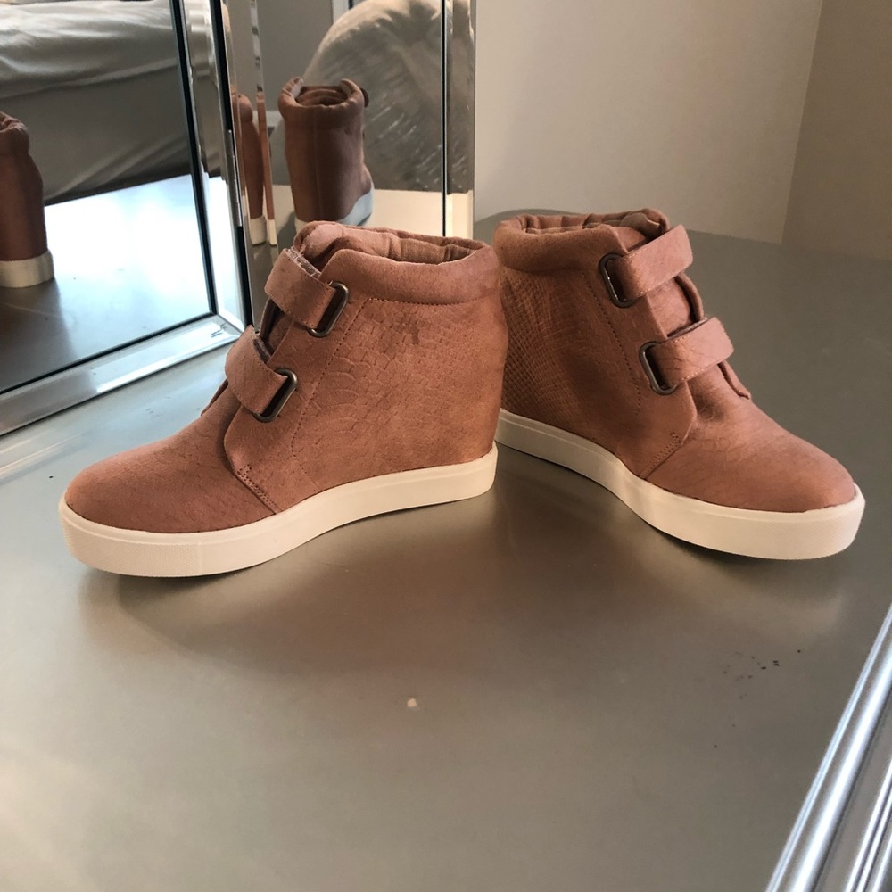 Pink wedge sneakers